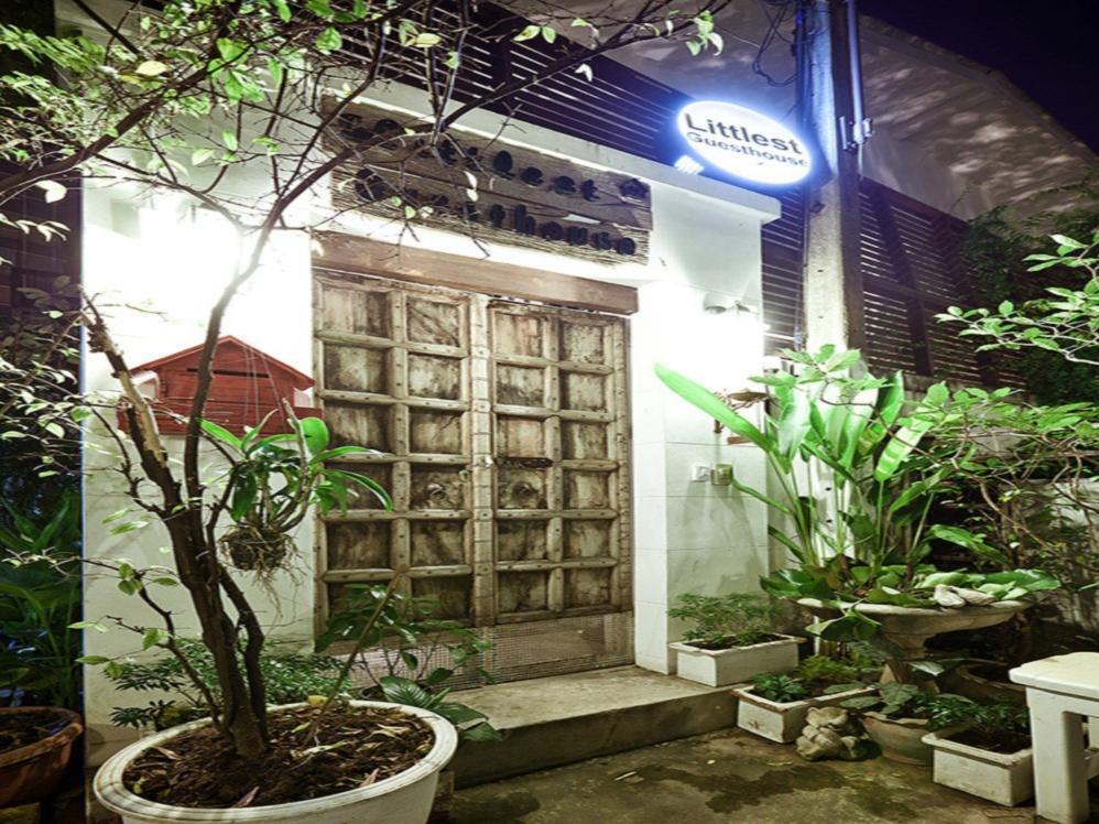 Littlest Guesthouse 방콕 외부 사진